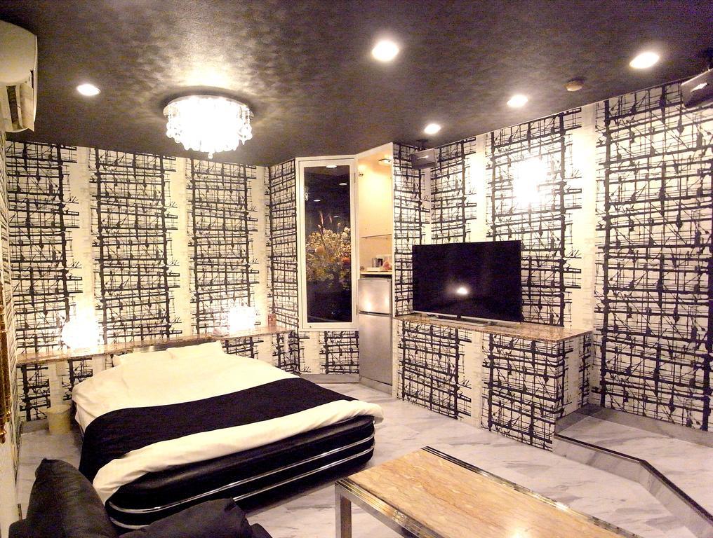 ホテル暴れ狸の鬼袋姫路駅前店 男塾ホテルグループ (Adults Only) Himeji Zewnętrze zdjęcie